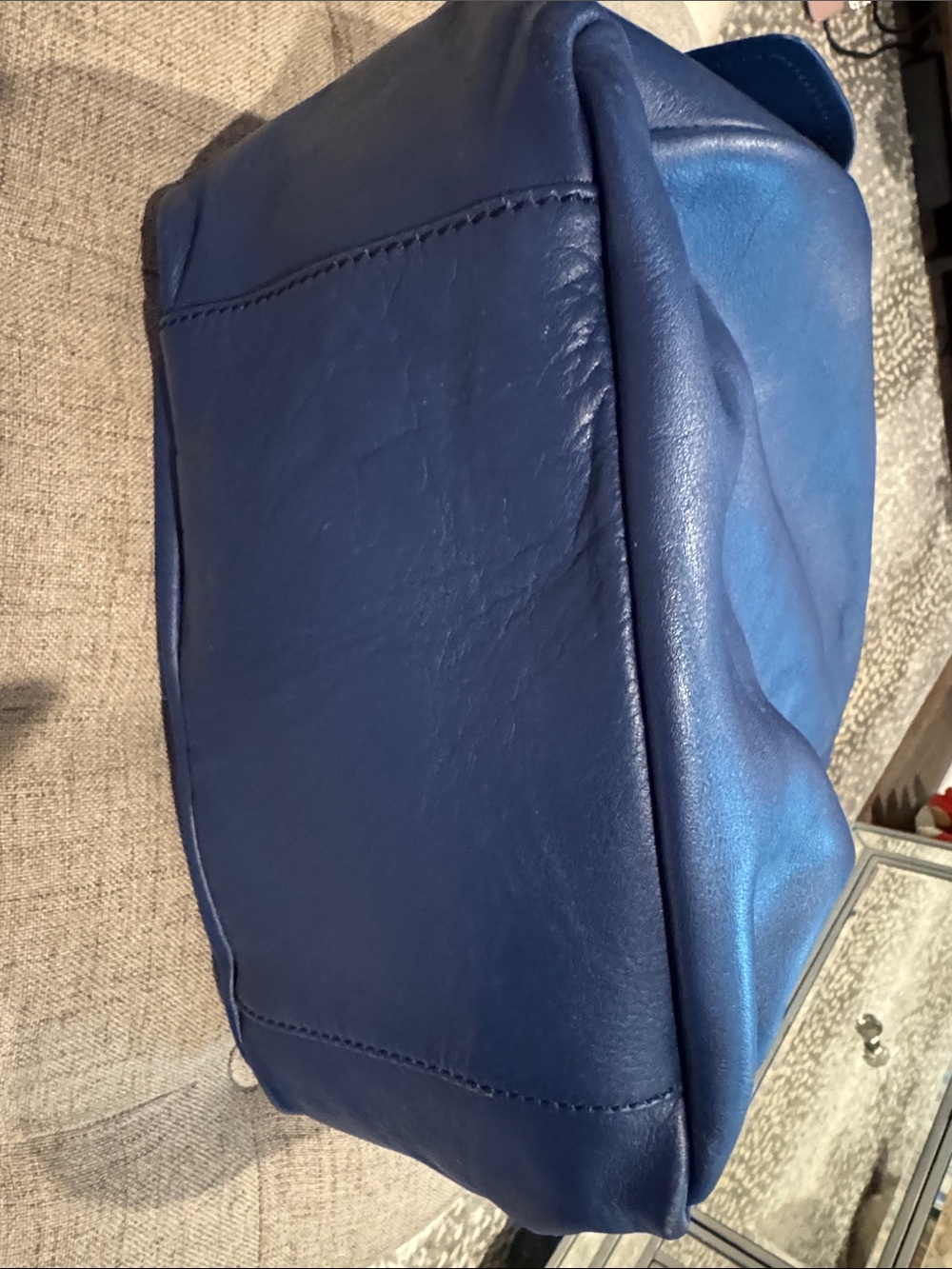 Yves Saint Laurent Navy Blue Leather Shoulder Bag - Picture 5 of 9